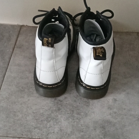 Dr MARTENS shoes Nina Saiz 12 - Picture 2 of 5